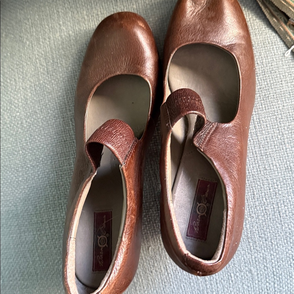 Chocolate or Black Born Crown Comfort Leather Mary Jane Heels- price for 1 or - Picture 3 of 9